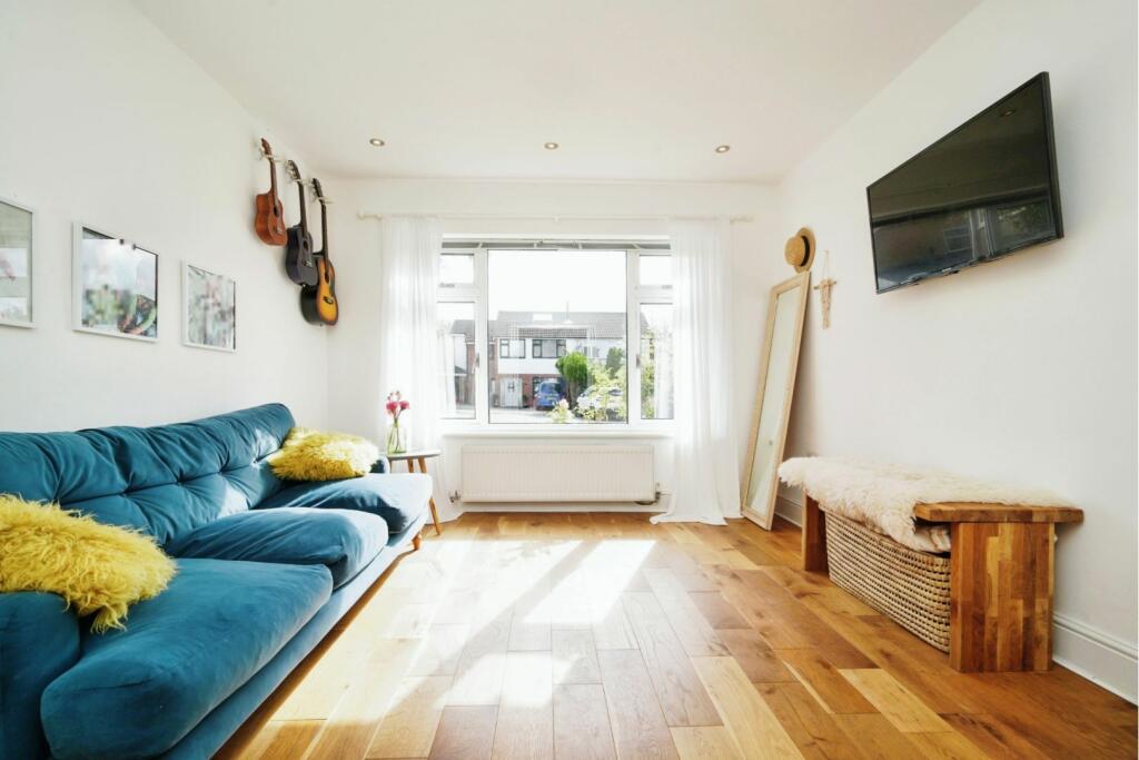 Additional property image - Carlton Close, Neston, CH64
