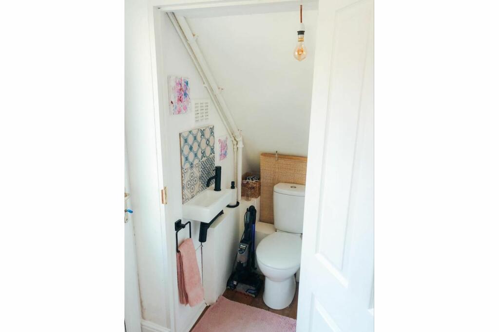 Additional property image - Carlton Close, Neston, CH64