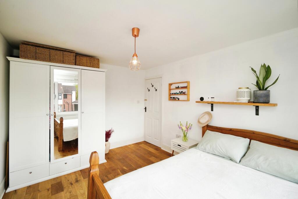 Additional property image - Carlton Close, Neston, CH64