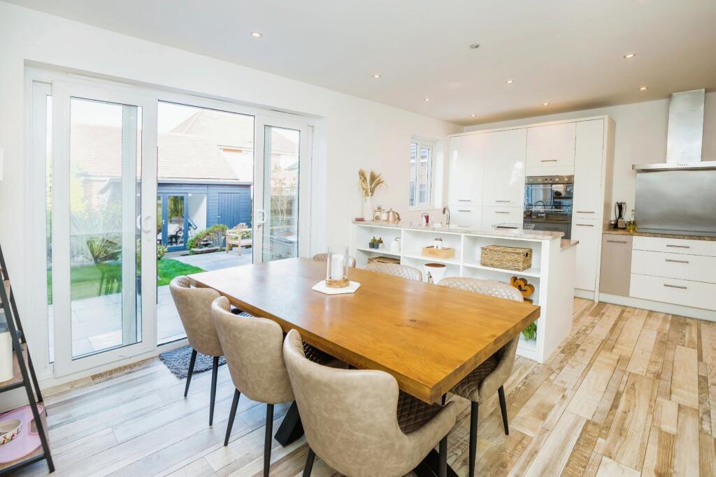 Additional property image - Rosewood Close, Ellesmere Port, CH66