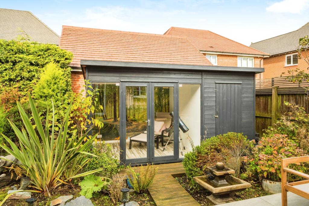 Additional property image - Rosewood Close, Ellesmere Port, CH66