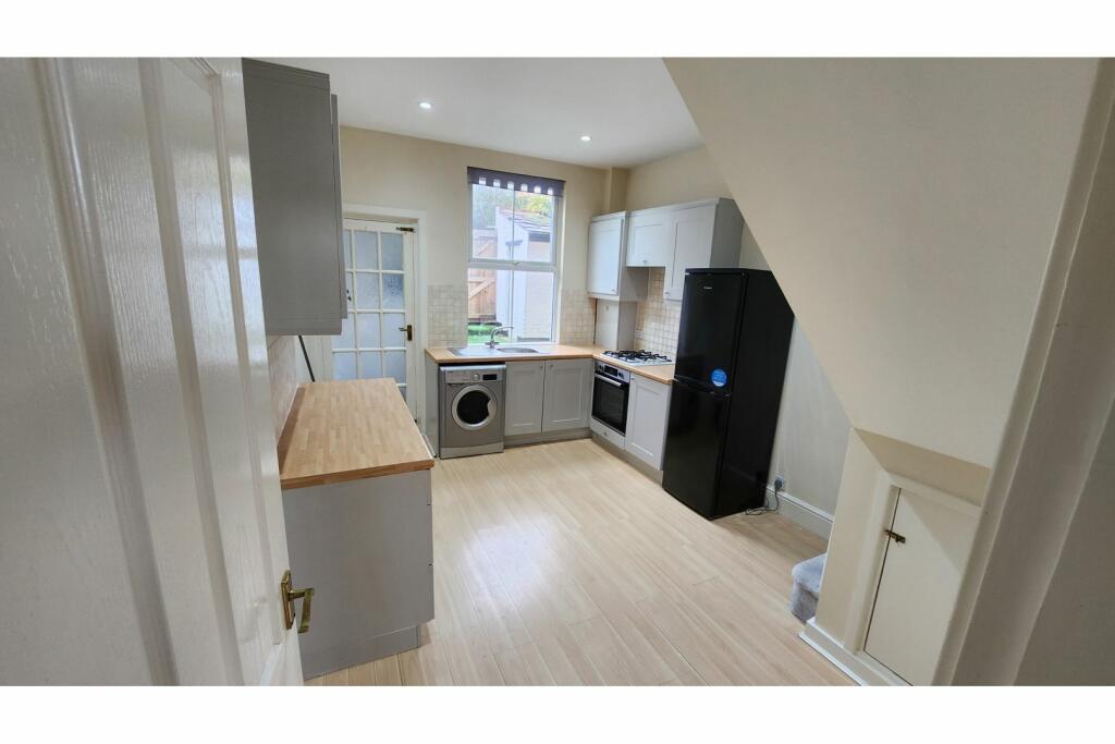 Additional property image - Raby Road, Neston, CH64