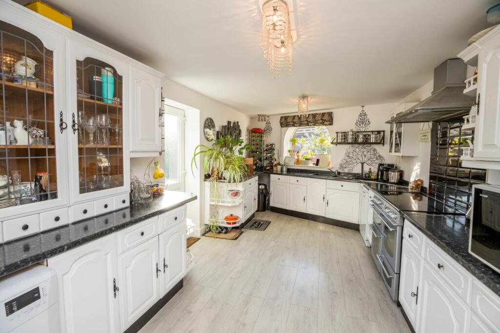 Additional property image - Gamfa Wen Road, Holywell, CH8