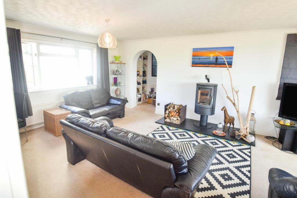 6 bedroom detached house for sale in Cliff Terrace, Aberystwyth, SY23