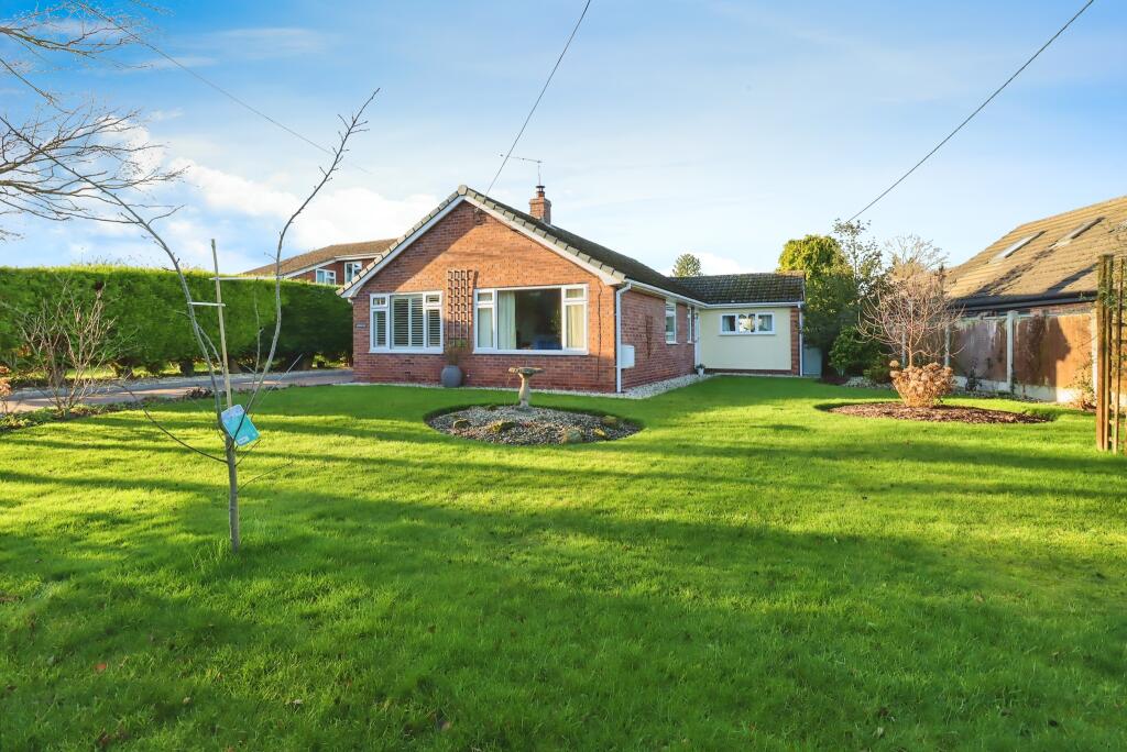 3 bedroom detached bungalow for sale in Moreton Street, Prees, SY13