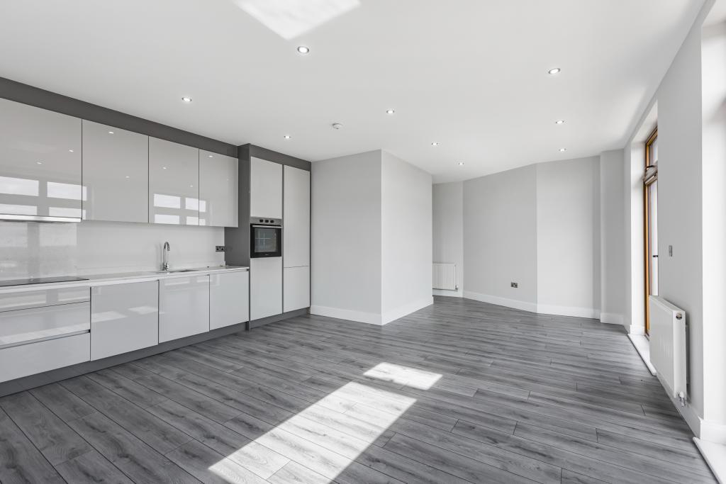 2 bedroom penthouse for sale in Ziggurat House, St Albans, AL1