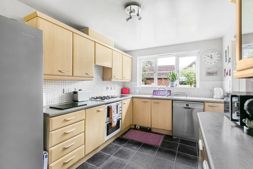 Additional property image - Ivy Walk, Hatfield, AL10