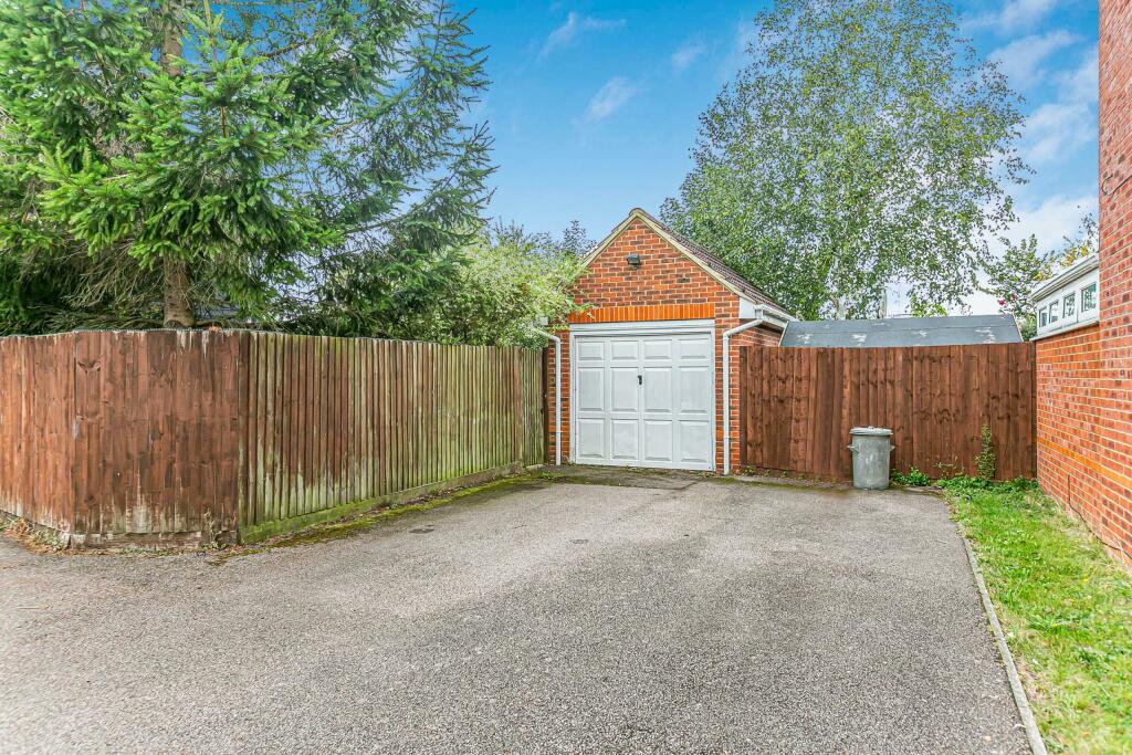 Additional property image - Ivy Walk, Hatfield, AL10