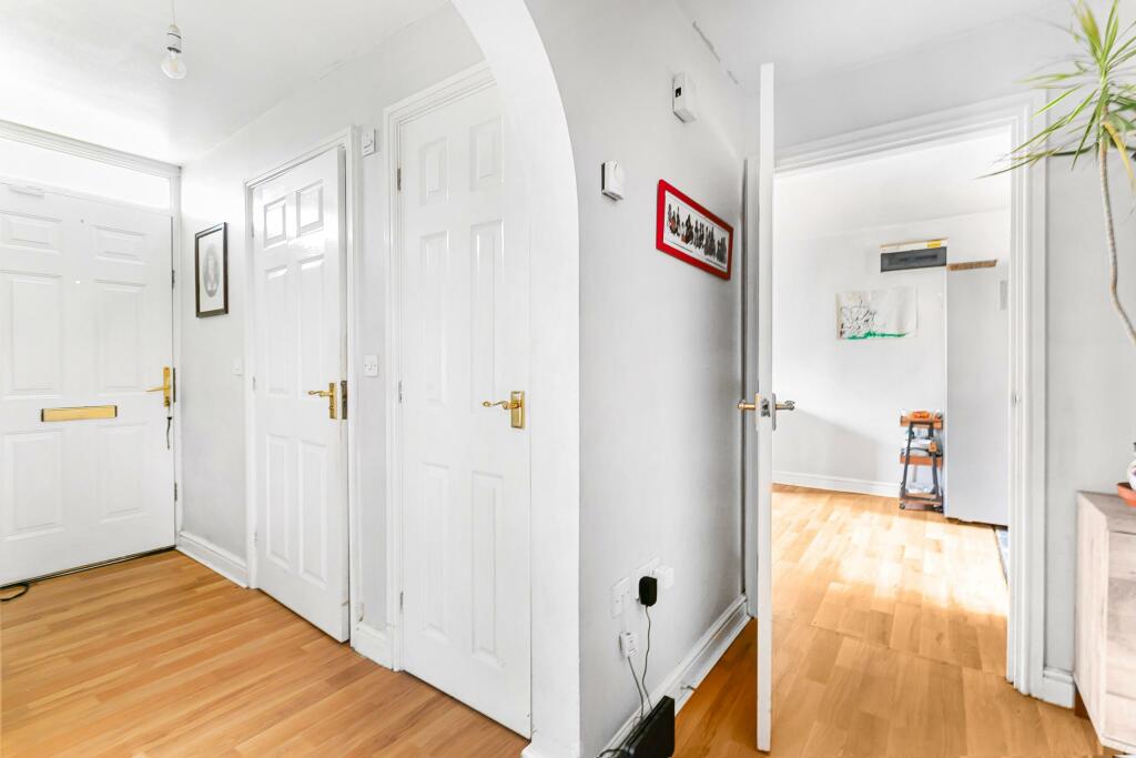 Additional property image - Ivy Walk, Hatfield, AL10