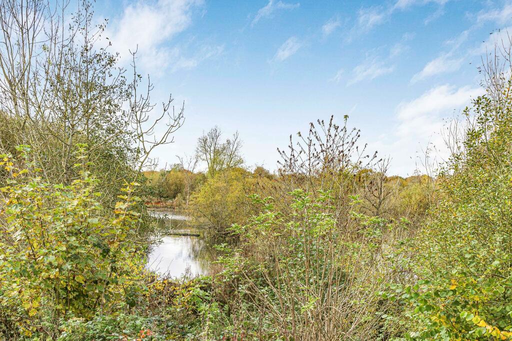 Additional property image - Lake View, Frogmore, AL2