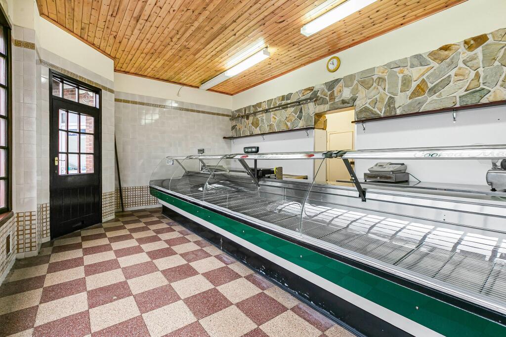 Additional property image - Oakwood Road, Bricket Wood, AL2