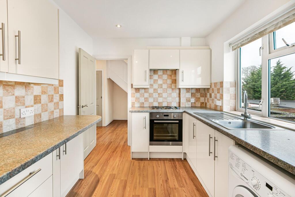 Additional property image - Oakwood Road, Bricket Wood, AL2