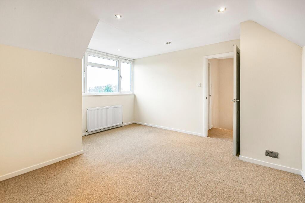 Additional property image - Oakwood Road, Bricket Wood, AL2