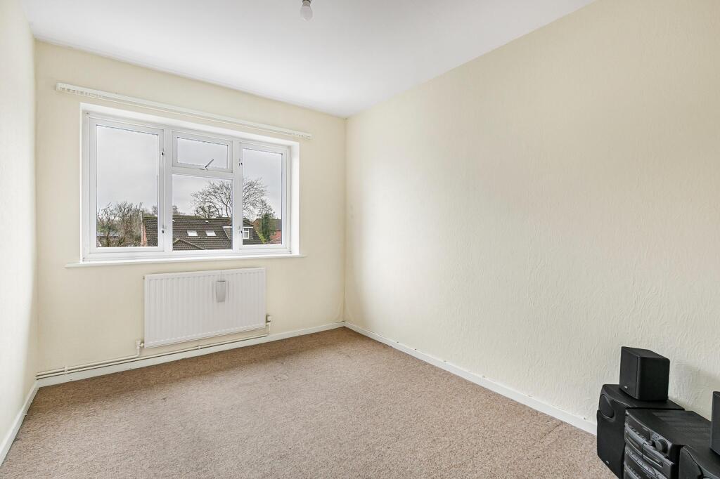 Additional property image - Oakwood Road, Bricket Wood, AL2