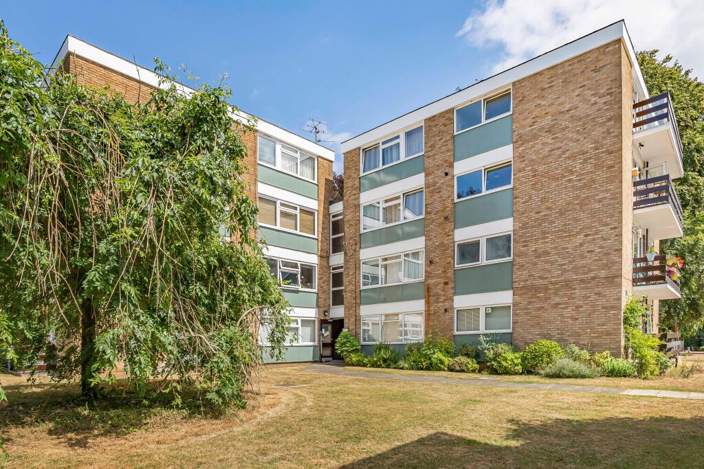 Main image of property: Abbots Park, St Albans, AL1