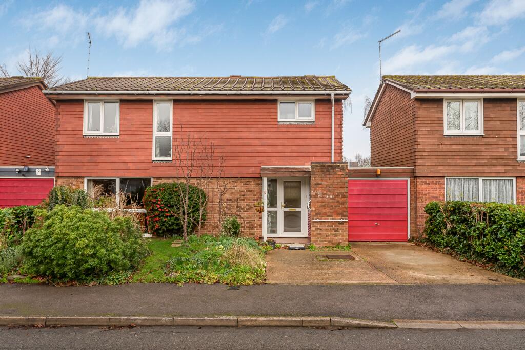 Main image of property: The Paddock, Hatfield, AL10