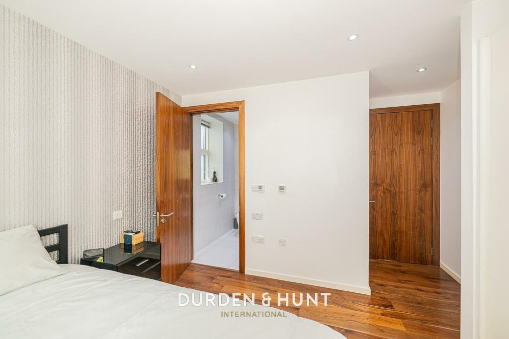 Additional property image - Piercing Hill, Theydon Bois, Epping, CM16