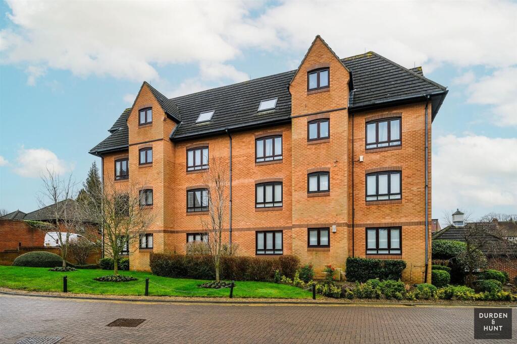 Main image of property: Boleyn Court, Buckhurst Hill, IG9
