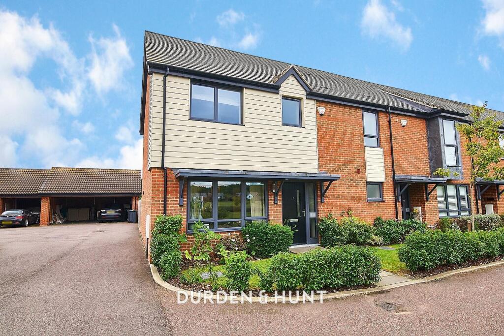 Main image of property: Park View, Chigwell, IG7