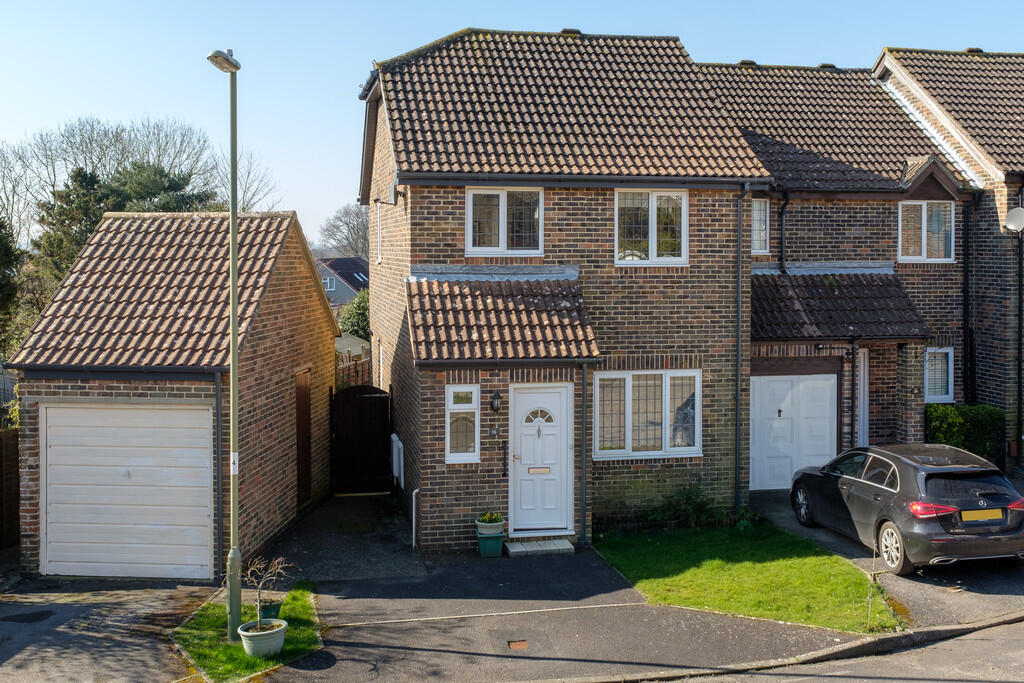 Main image of property: Stagshorn Road, Horndean