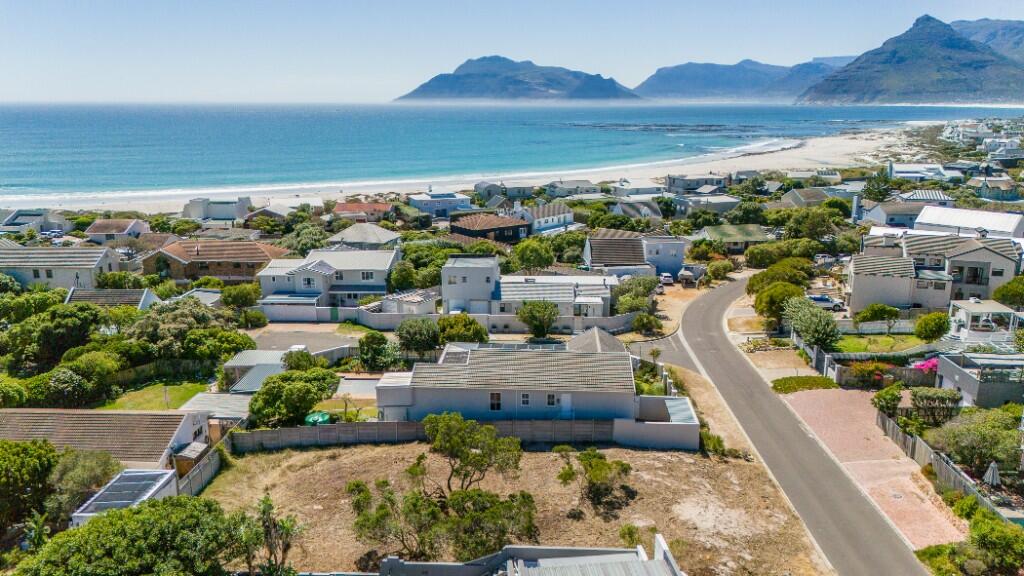 Main image of property: Kommetjie, Western Cape