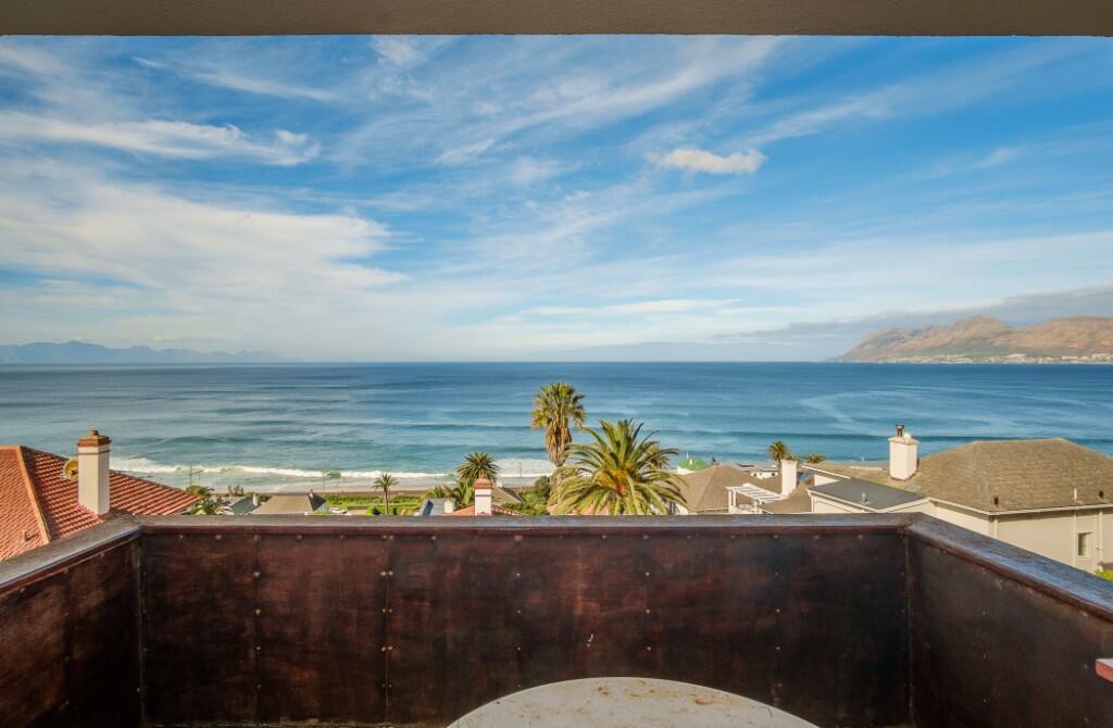Main image of property: St James, Cape Town, Western Cape