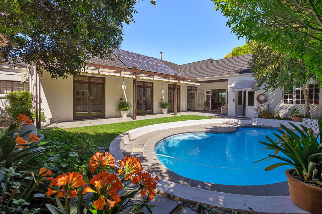 Main image of property: South Africa, Western Cape, Newlands