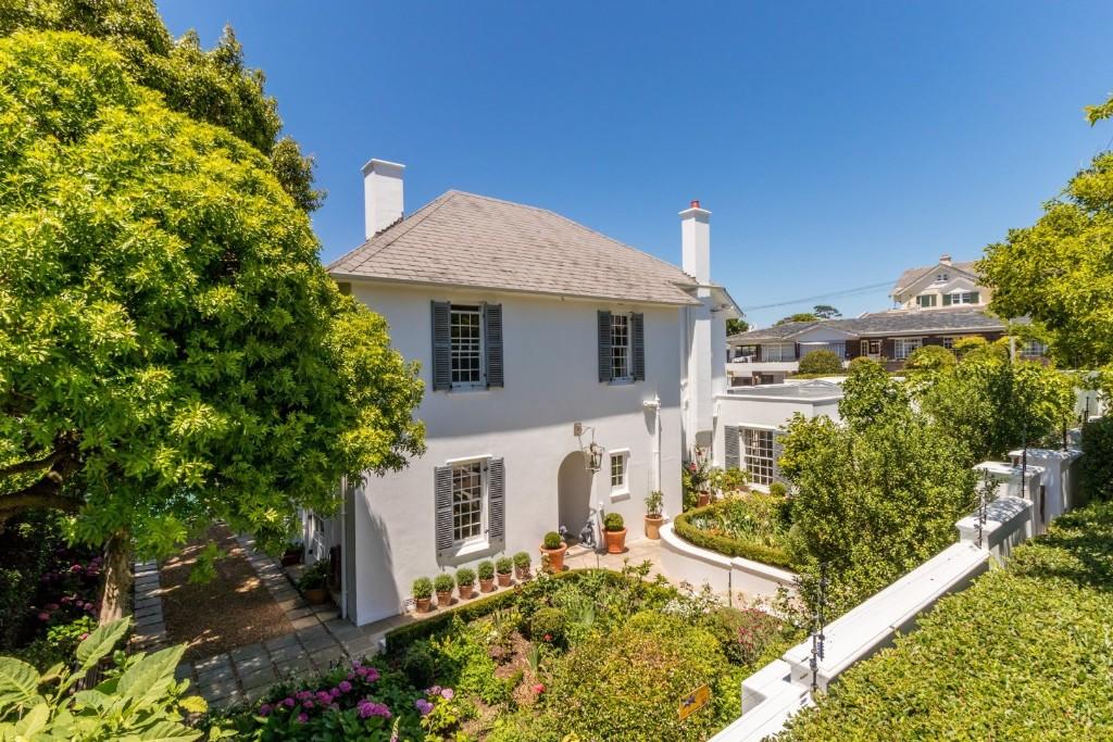 4 bedroom house for sale in Upper Claremont, Cape Town, Western Cape