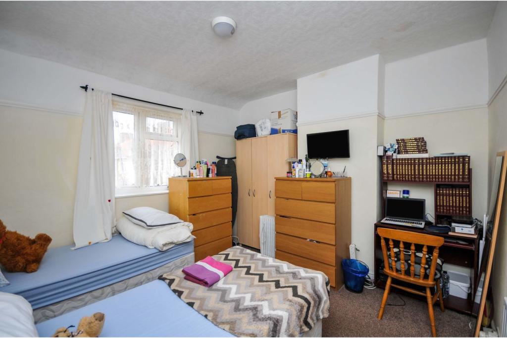 Additional property image - Shroffold Road, Bromley, BR1