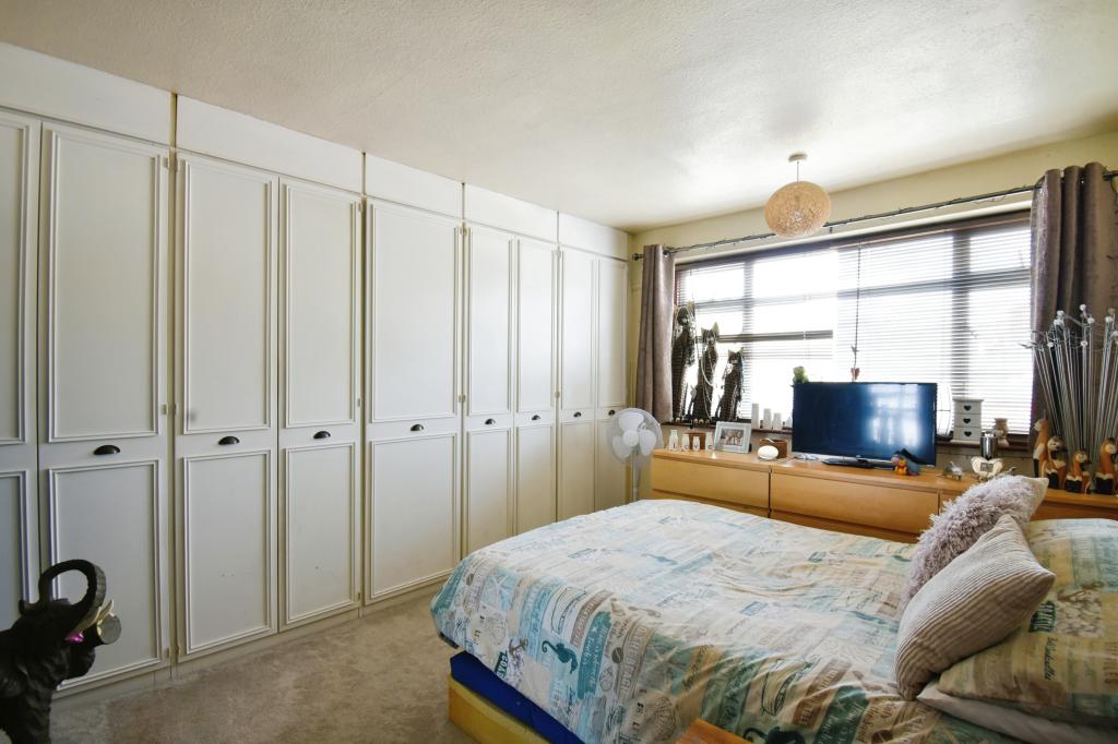 3 bedroom terraced house for sale in Stanhope Grove, Beckenham, BR3