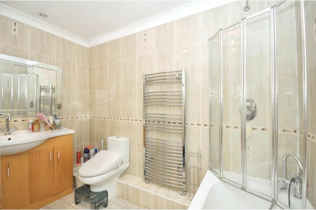 Additional property image - Oakham Drive, Bromley, BR2