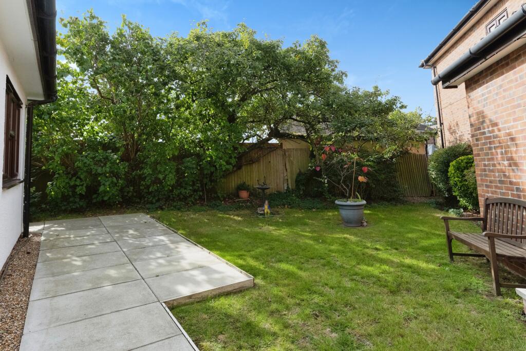 Additional property image - Addington Road, West Wickham, BR4