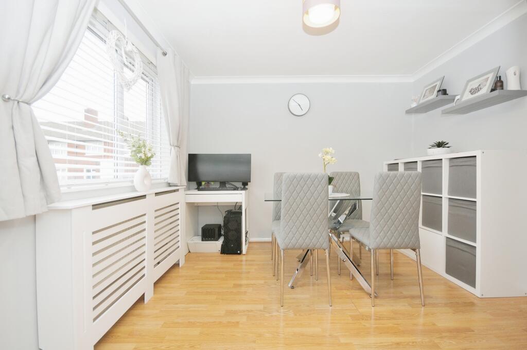 Additional property image - Magpie Hall Lane, Bromley, BR2
