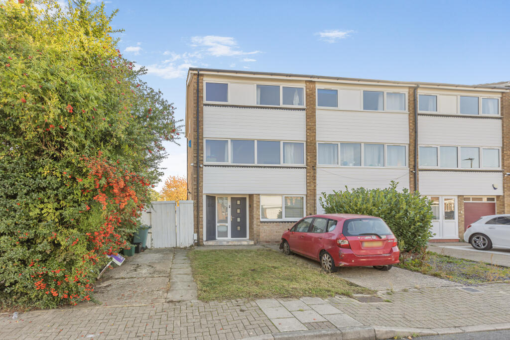 6 bedroom terraced house