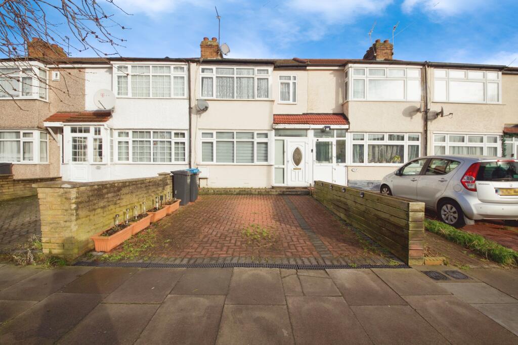 3 bedroom terraced house