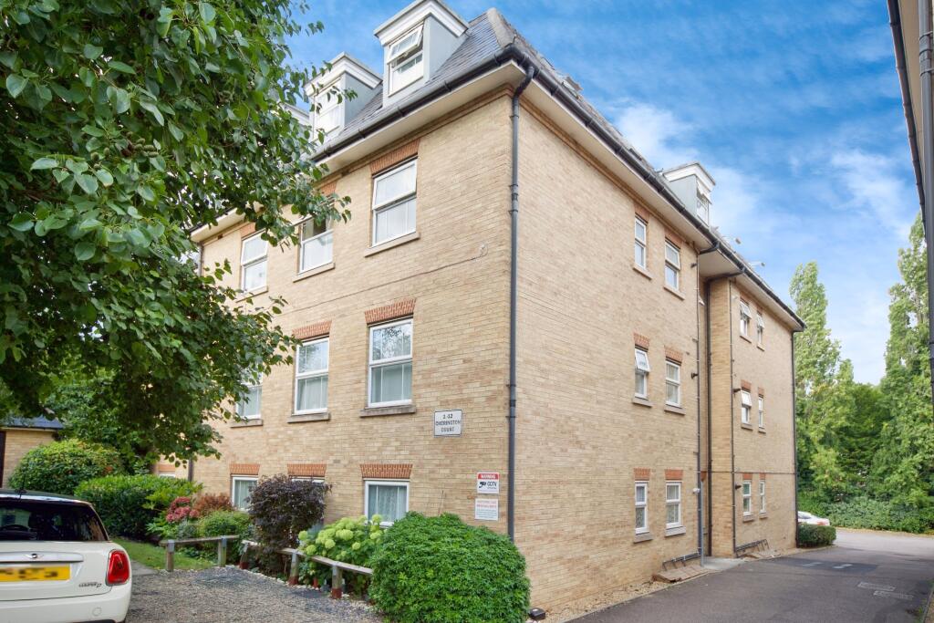 Main image of property: 108 Station Road, Barnet, EN5