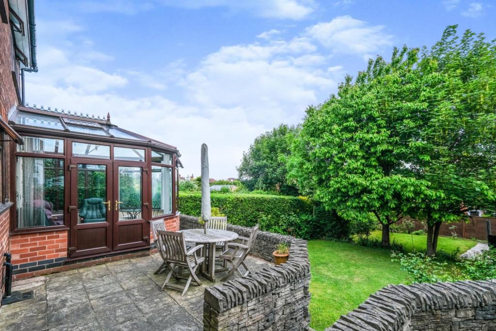 4 bedroom detached house for sale in Sherborne Road, West Bridgford, NG2