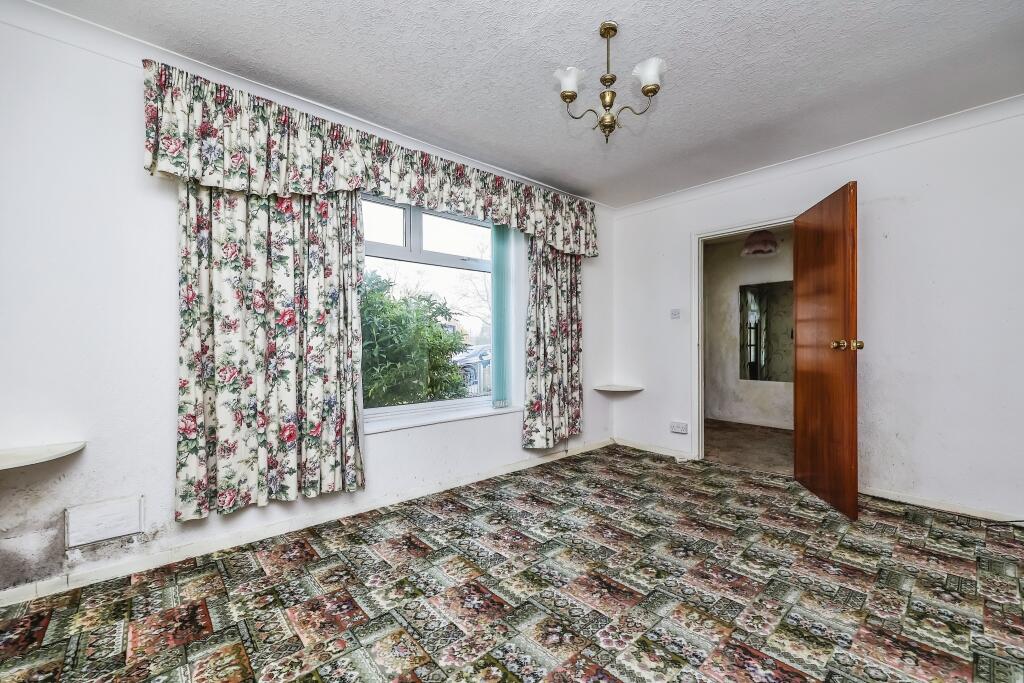 3 bedroom semidetached house for sale in Glaisdale Drive West