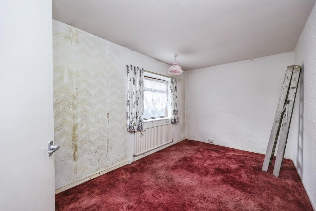 3 bedroom semidetached house for sale in Glaisdale Drive West