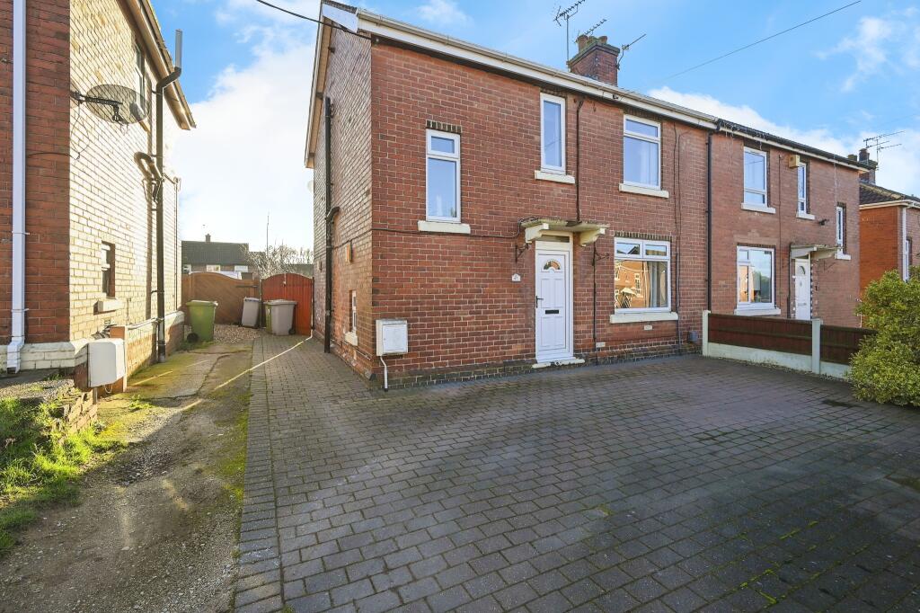 3 bedroom semidetached house for sale in Walesby Lane, New Ollerton