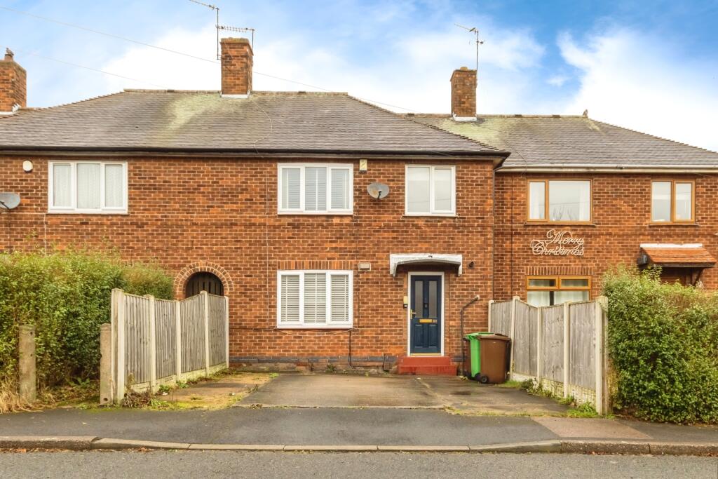3 bedroom terraced house for sale in Arnside Road, Nottingham, NG5