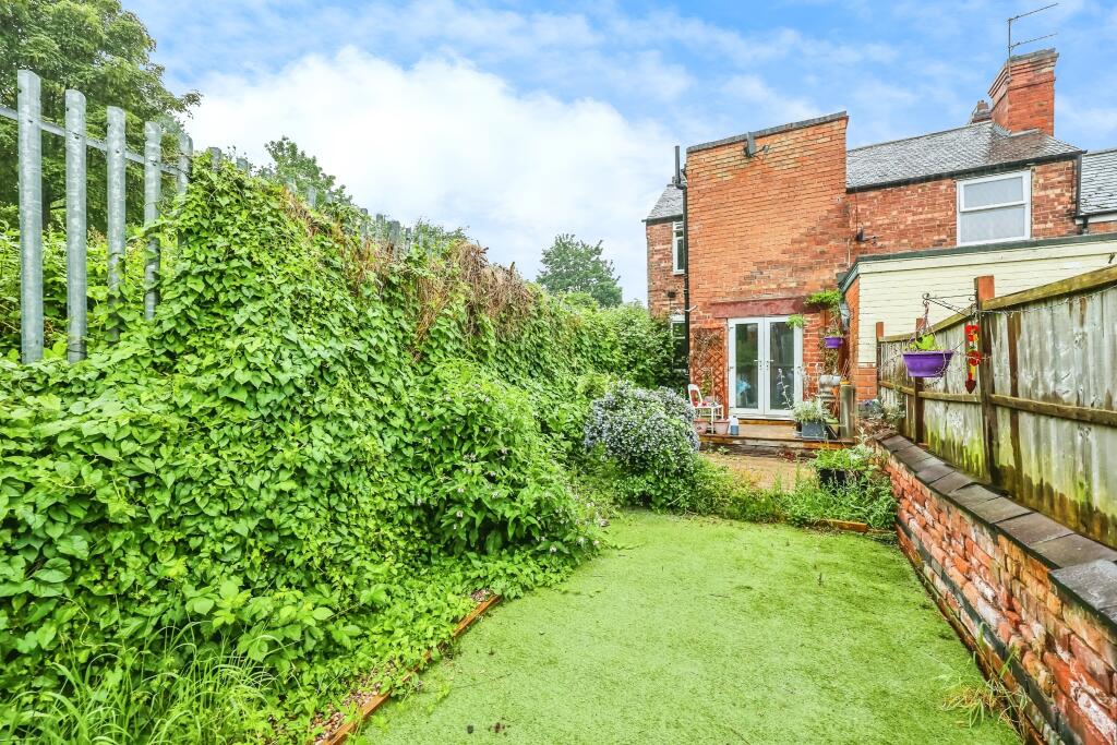 2 bedroom semidetached house for sale in Ashfield Road, Sneinton, NG2