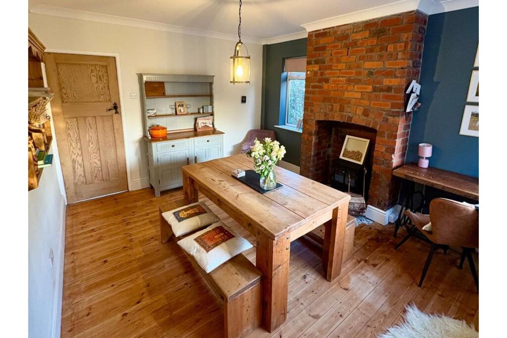 Main image of property: Kingrove Avenue, Nottingham, NG9