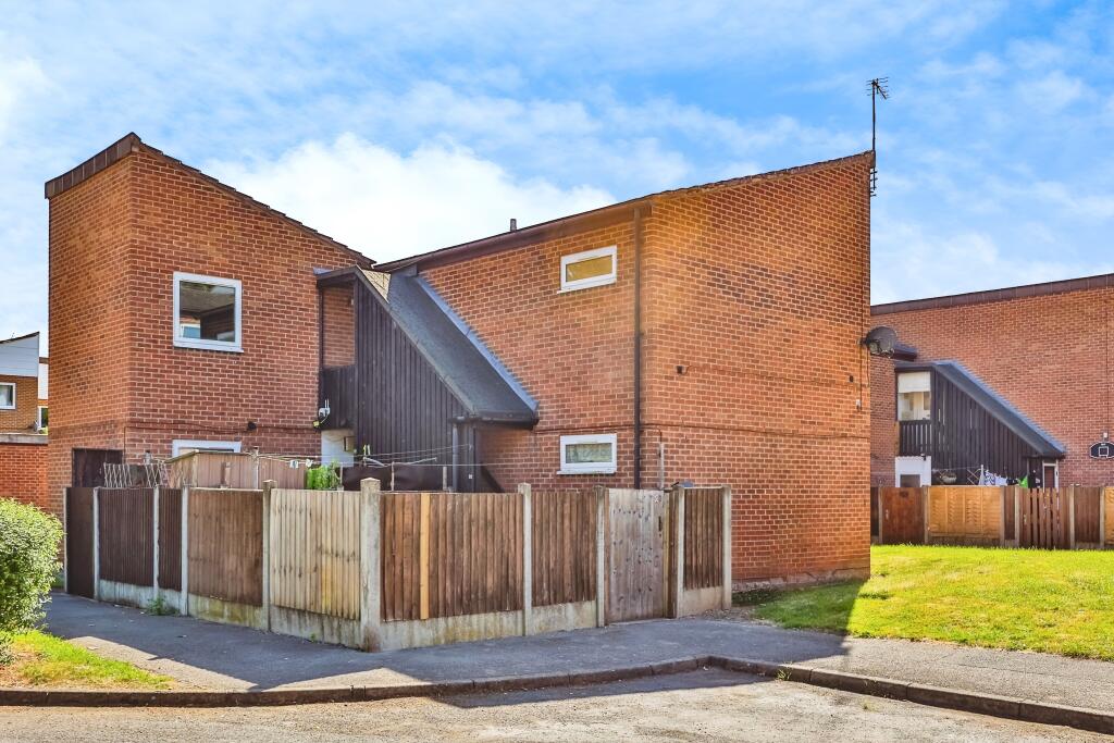 Main image of property: Calderdale, Nottingham, NG8