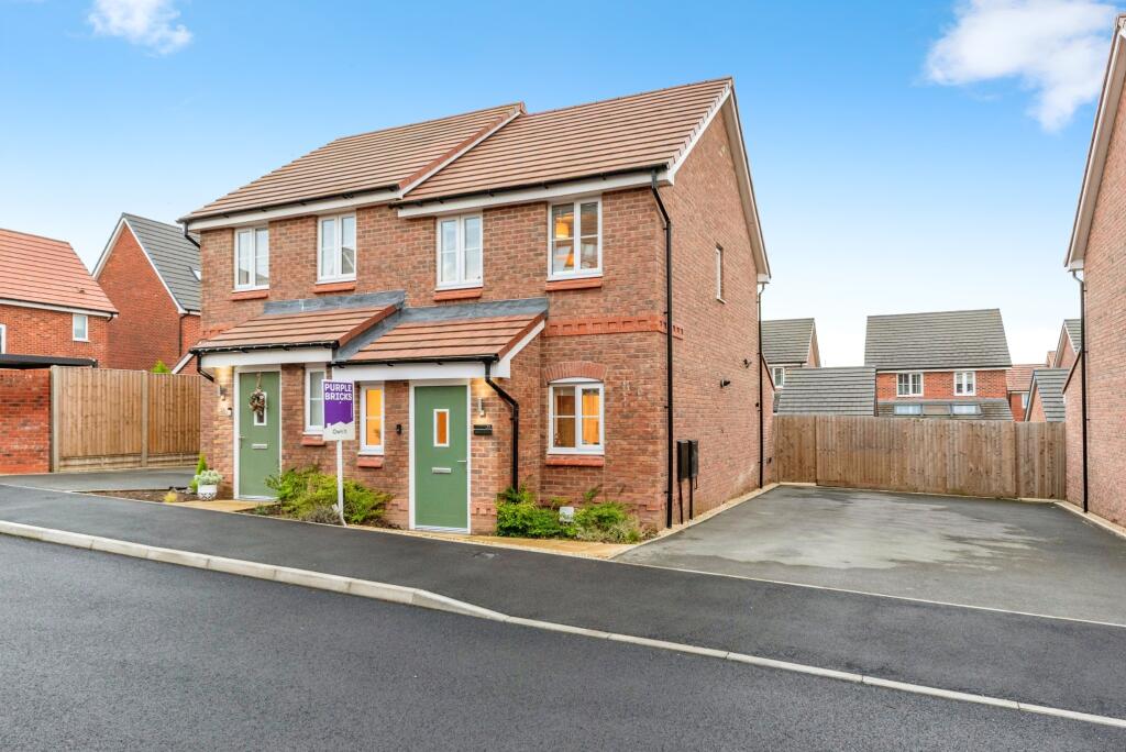 Main image of property: Rose Gardens, Newark, NG24