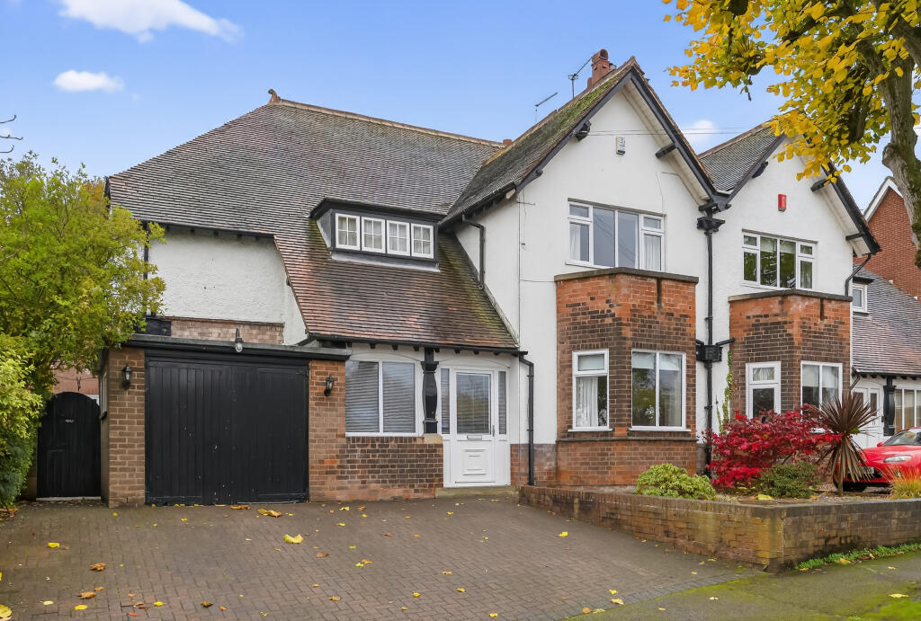 Main image of property: Alexandra Avenue, Mansfield, NG18