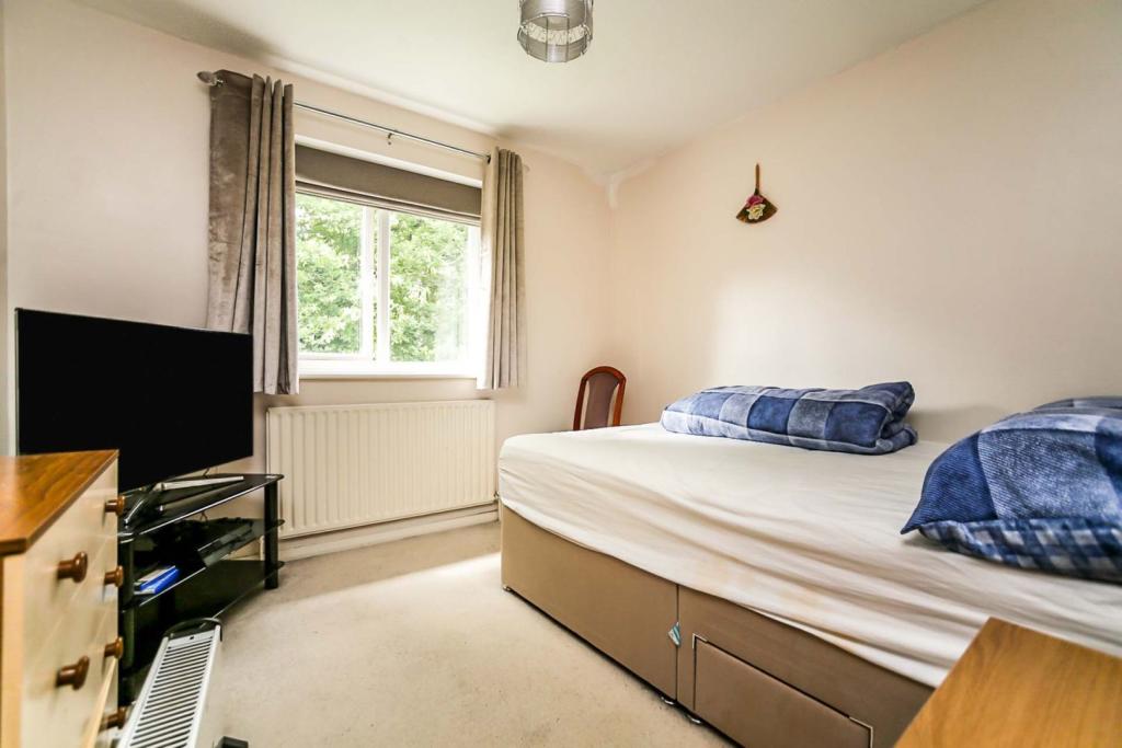 5 bedroom detached house for sale in Ferndale, Tunbridge Wells, TN2