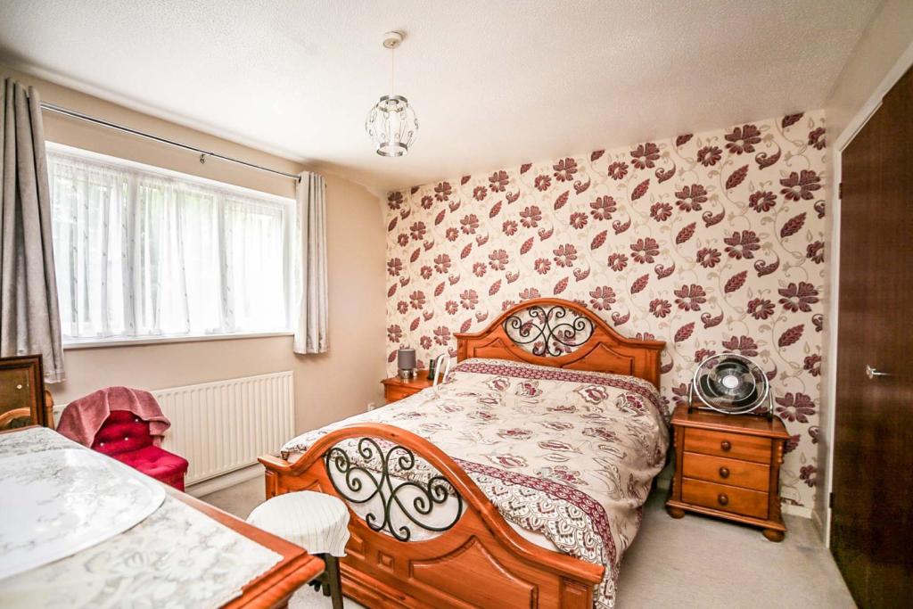 5 bedroom detached house for sale in Ferndale, Tunbridge Wells, TN2