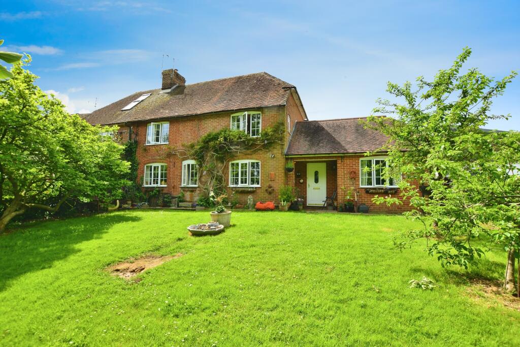 5 bedroom semidetached house for sale in Hurst Lane, Ashford, TN27