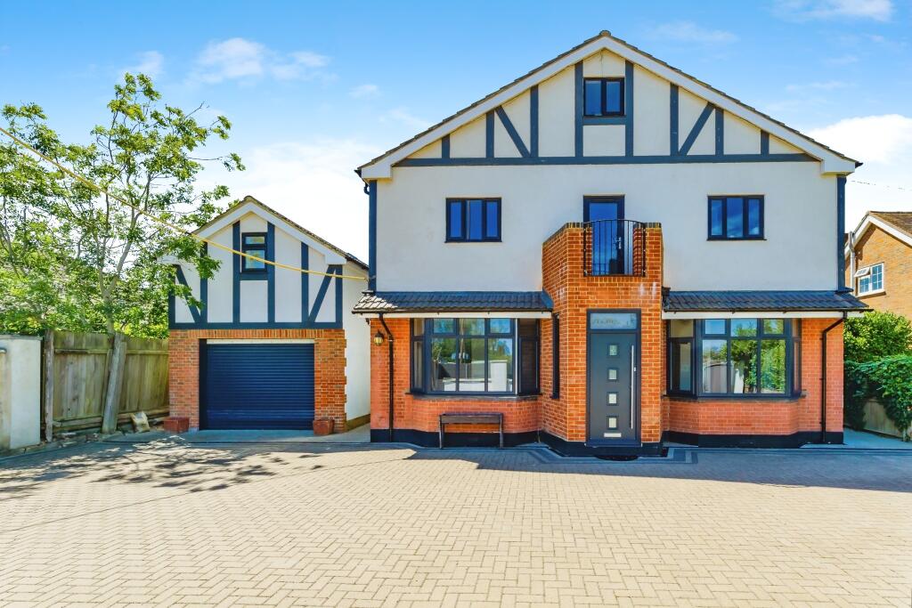 Main image of property: London Road, Sevenoaks, TN15